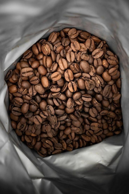 Whole Coffee Beans - Dark Roast - Washed & sun dried.